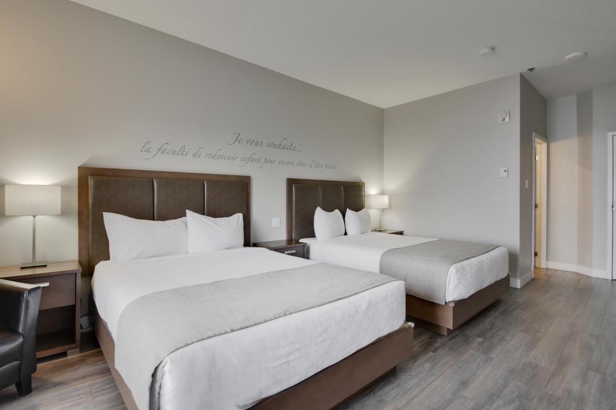 Hotel Et Pavillons Le Petit Manoir Du Casino La Malbaie Ngoại thất bức ảnh