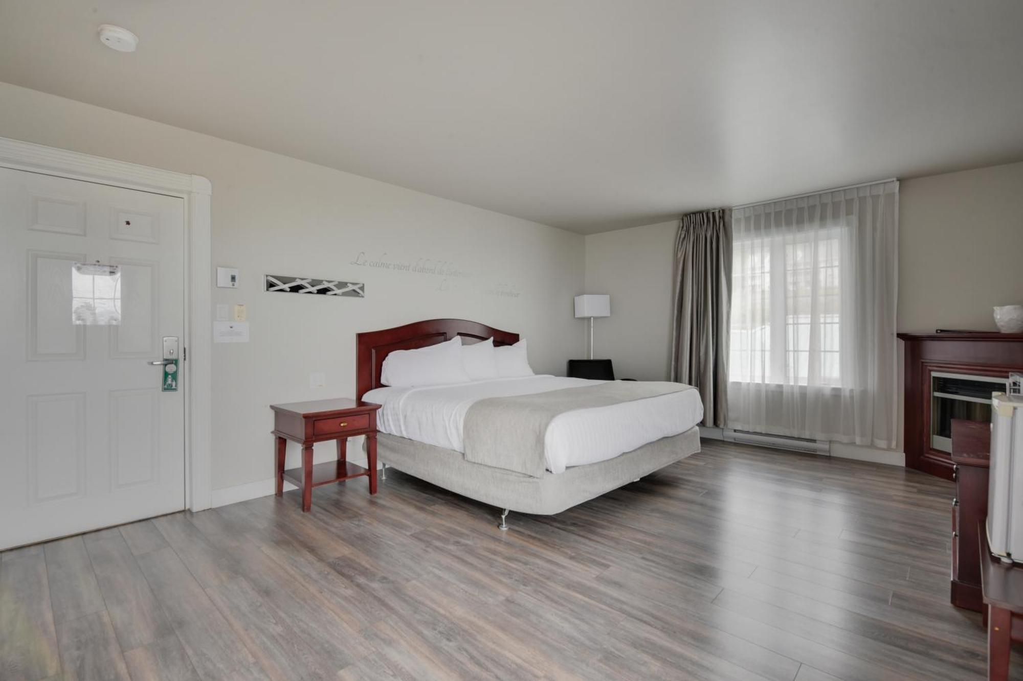 Hotel Et Pavillons Le Petit Manoir Du Casino La Malbaie Ngoại thất bức ảnh